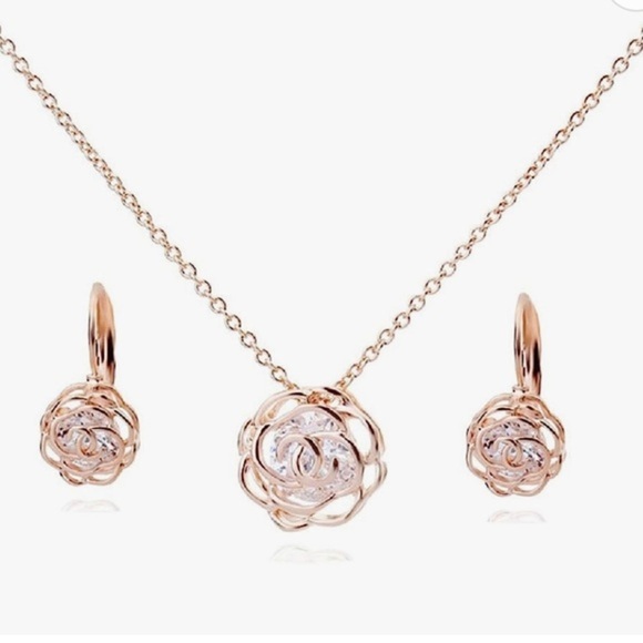 Crystalline Azuria Jewelry - Crystalline Azuria Necklace and Earring Set